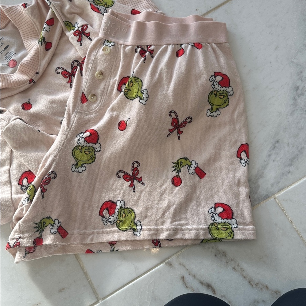 American Eagle Outfitters Women’s Grinch Pajama Set - Picture 3 of 3